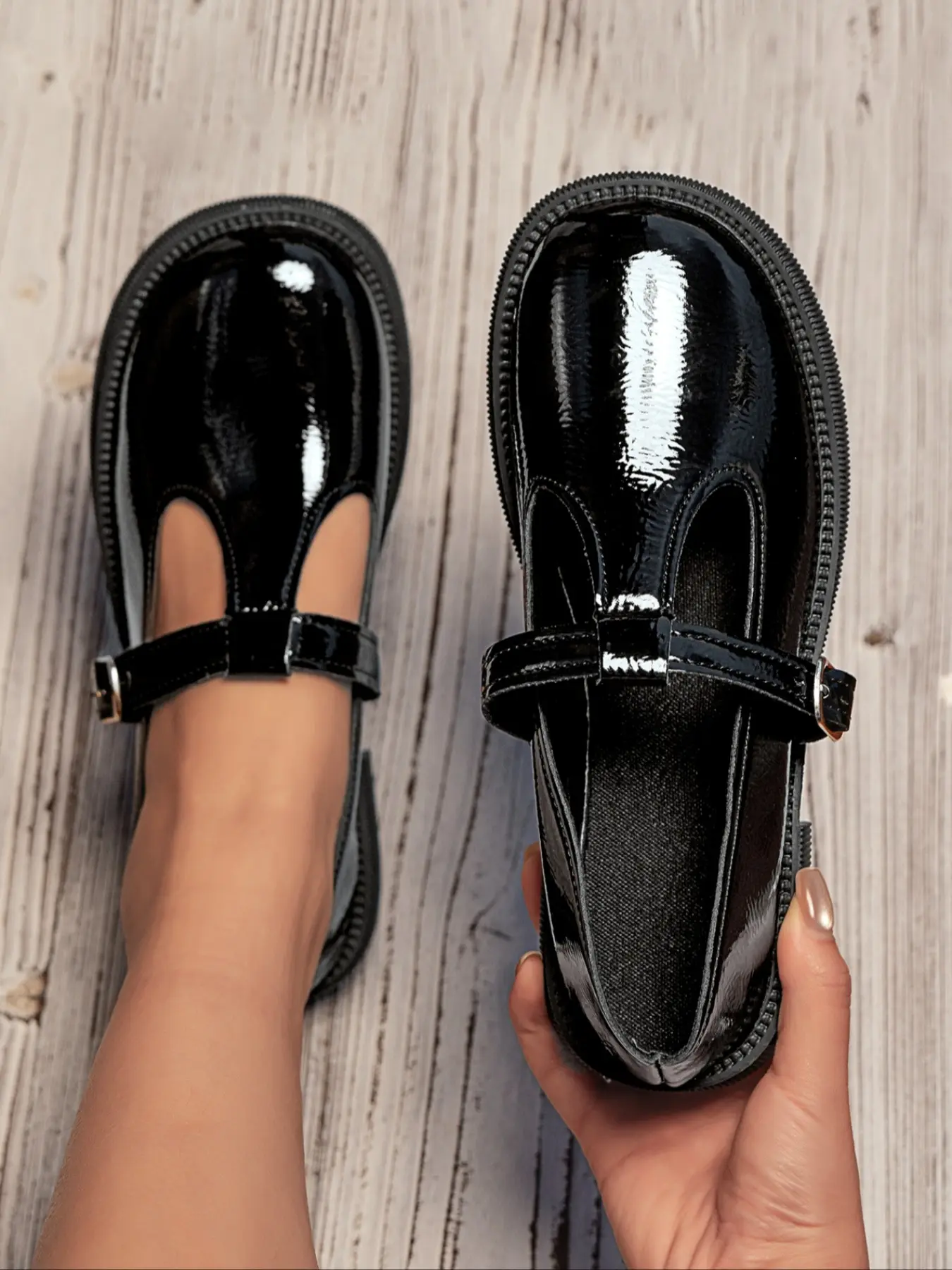 Lolita style Classic Mary Jane shoes for women, with lace-up retro design and flat Rubber soles. The shoes feature anti-slip soles and are suitable for both casual and office wear. The T-bar Mary Jane shoes are ideal for daily commuting or casual dates.