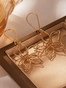 Fashion Geometric Hollow Flower Earrings, Luxury Summer Petal Ear Studs, Perfect Gift for Women, Parties, Birthdays, Valentine's Day