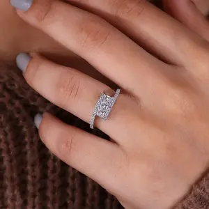 New luxury fashion personality design Princess square cut zircon ring wedding anniversary minimalist engagement ring ring