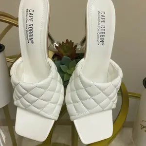 Women Quilted White Square Toe Mule Heel