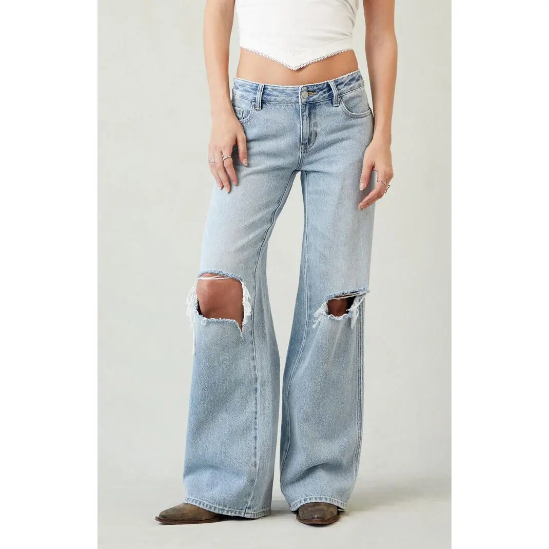 Pacsun Women's Casey Low Rise Baggy Jeans Ripped Knee Light Indigo