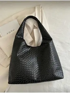 Women PU Leather Handbag Large Capacity Fashion Accessory Suitable for Daily Outings and Elegant Carrying