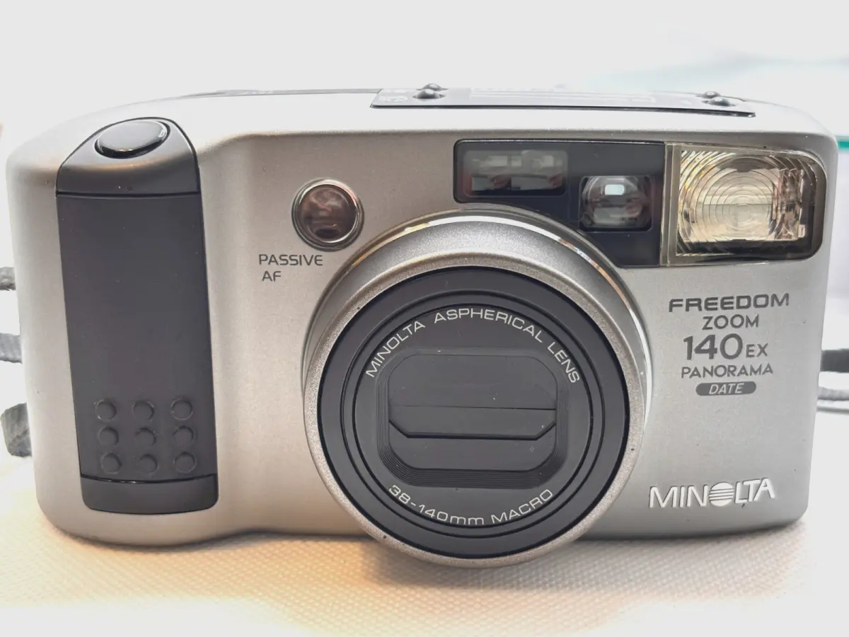 MINT Minolta Freedom Zoom 140ex Panorama Date 35mm Film Camera - Tested