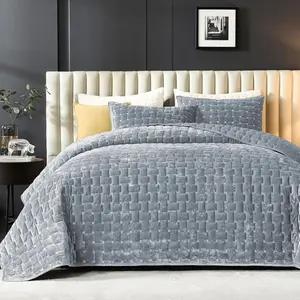 FANSACE Velvet Quilt Set - Full/Queen, King/California King Sizes, Luxury Cozy Aqua Green Contemporary All Season Quilts, Lightweight Soft Coverlet Bedspreads with 2 Shams, Queen Comforter Set, TikTokshopspringglowup