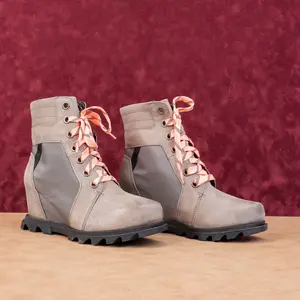 Sorel Women Joan Of Artic III Lexie Quarry Leather Lace-up Wedge Boots sz 8.5