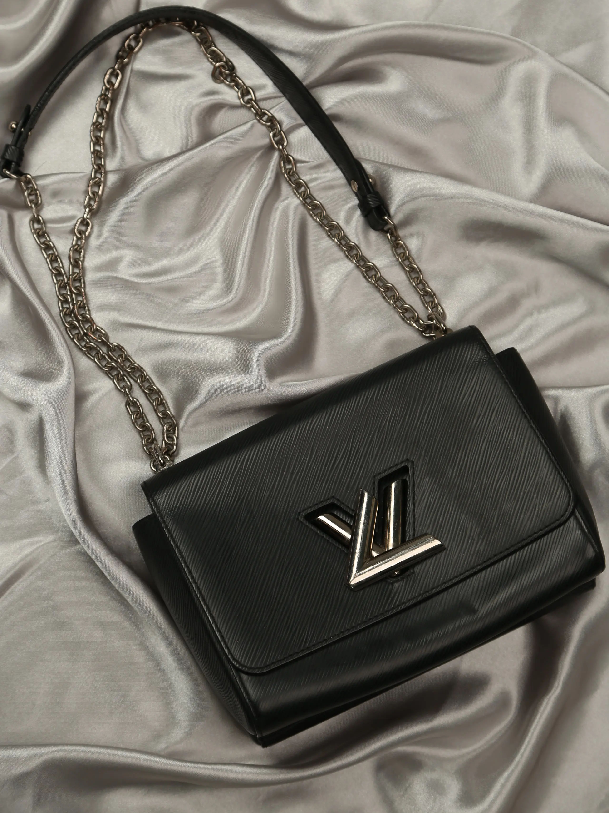 Pre-owned Louis Vuitton Leather Crossbody Bags Epi Shoulder Bag