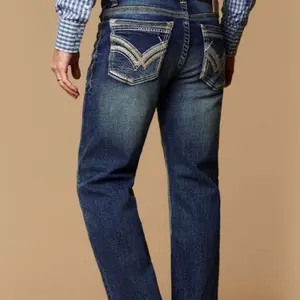 Western Blue Jean - Modern Boot, Dark Wash, with Distinctive Back Pockets. (W-480)
