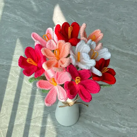 Handmade Crochet Flower Bouquet, Artificial Flowers for Girl Room Decor, Fall Bouquet, Gift for Girlfriend, Women Room Decor, Home Decoration