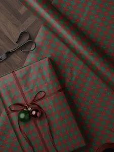 Christmas Present Wrapping Paper Red and Green Papers Holiday Gift Wrap Diamond Pattern Classic Roll Elegant Gift Wrap Argyle