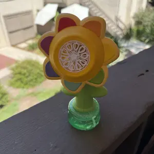 Bath toy, Summer Toy Gift for Indoor Outdoor Birthday Wedding Party,Bubble Machine for Adults Kids,Seven-color Flower Bubble Machine，Handheld Design，Night Light ，Large Bubble Output，usb rechargeable， Sunflower， Portable Round，Colorful Multifunction Play