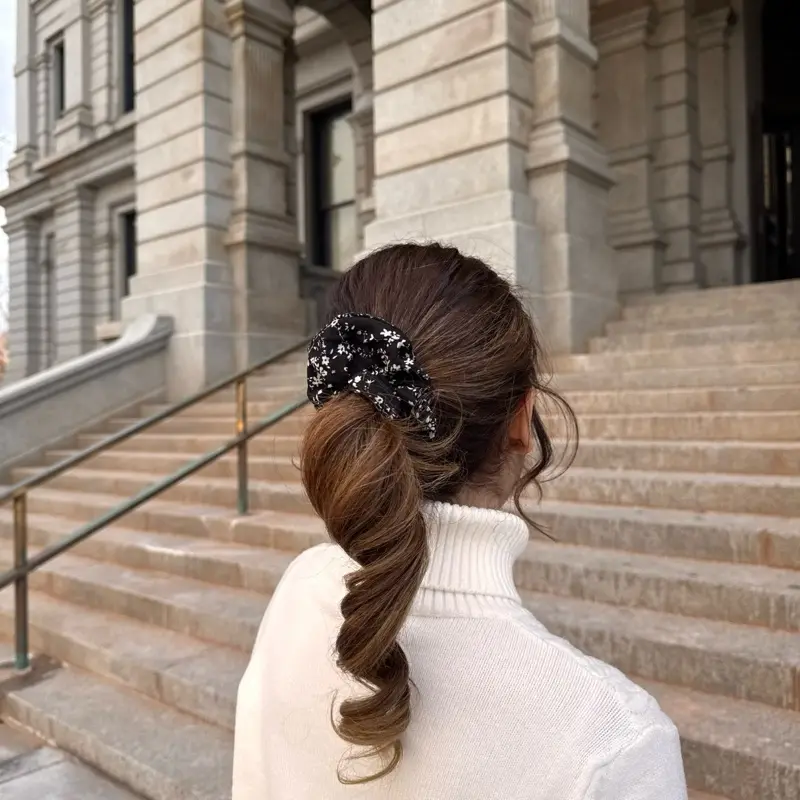 Noir & Blanc Scrunchie - Black+White Floral Print Scrunchie