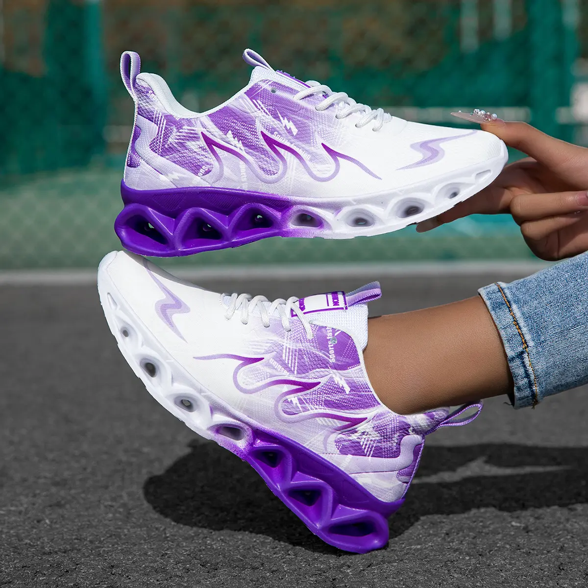 Women's Running Shoes, Lightweight Striped Mesh Lace-up Trainers, Purple & White Low-Top Active Casual Footwear for All Day Wear, Running Sports Footwear, Sporty Running Shoes, Women's Shoes