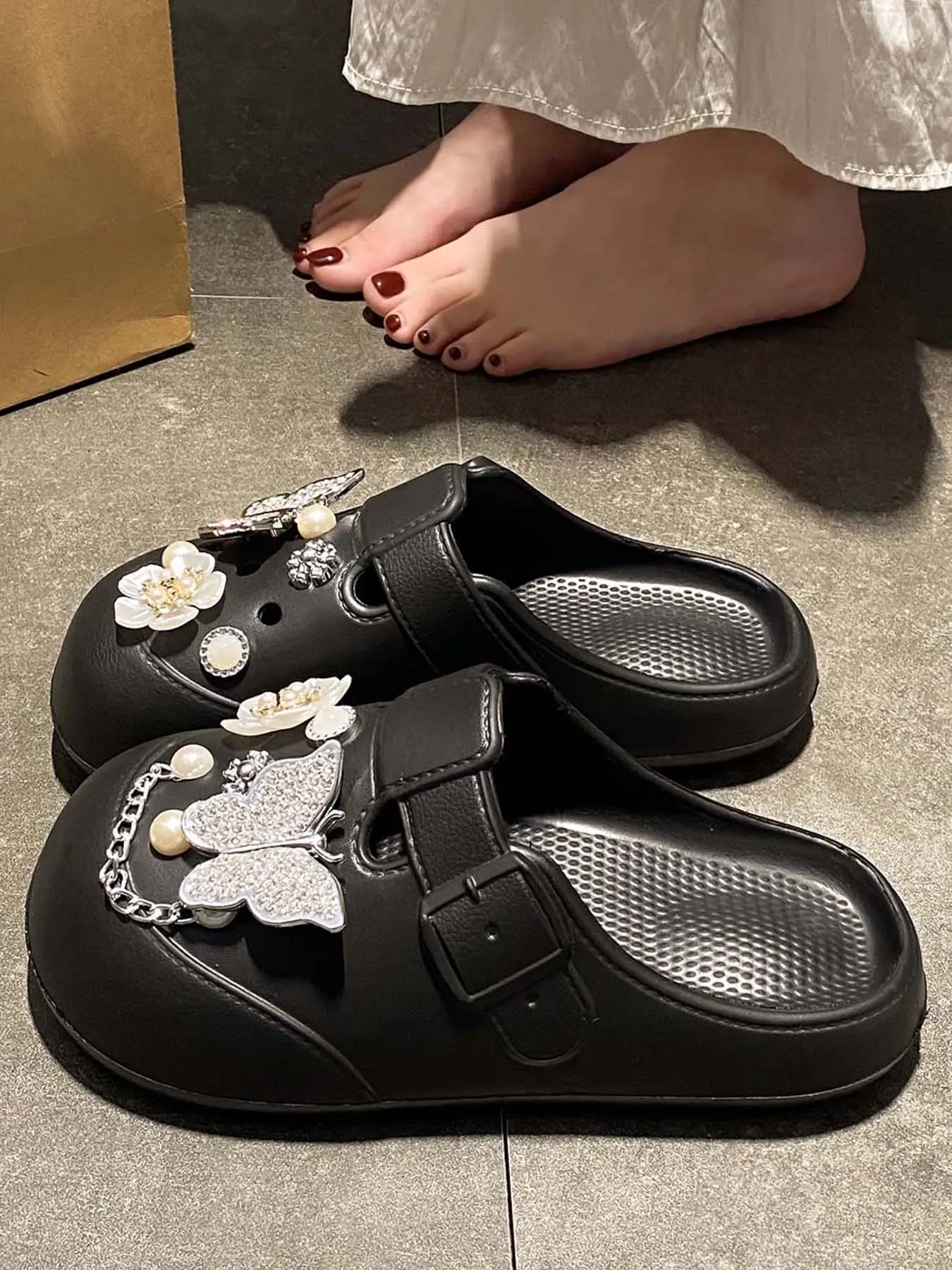 Sweet Style Open-Toe Holey Shoes for Women, Soft Sole Casual Comfortable Lightweight Beach Sandals, Versatile Commute Footwear Open Toe Slippers