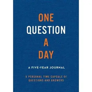 One Question a Day (Neutral): A Five-Year Journal: A Personal Time Capsule of Questions and Answers by Chase, Aimee