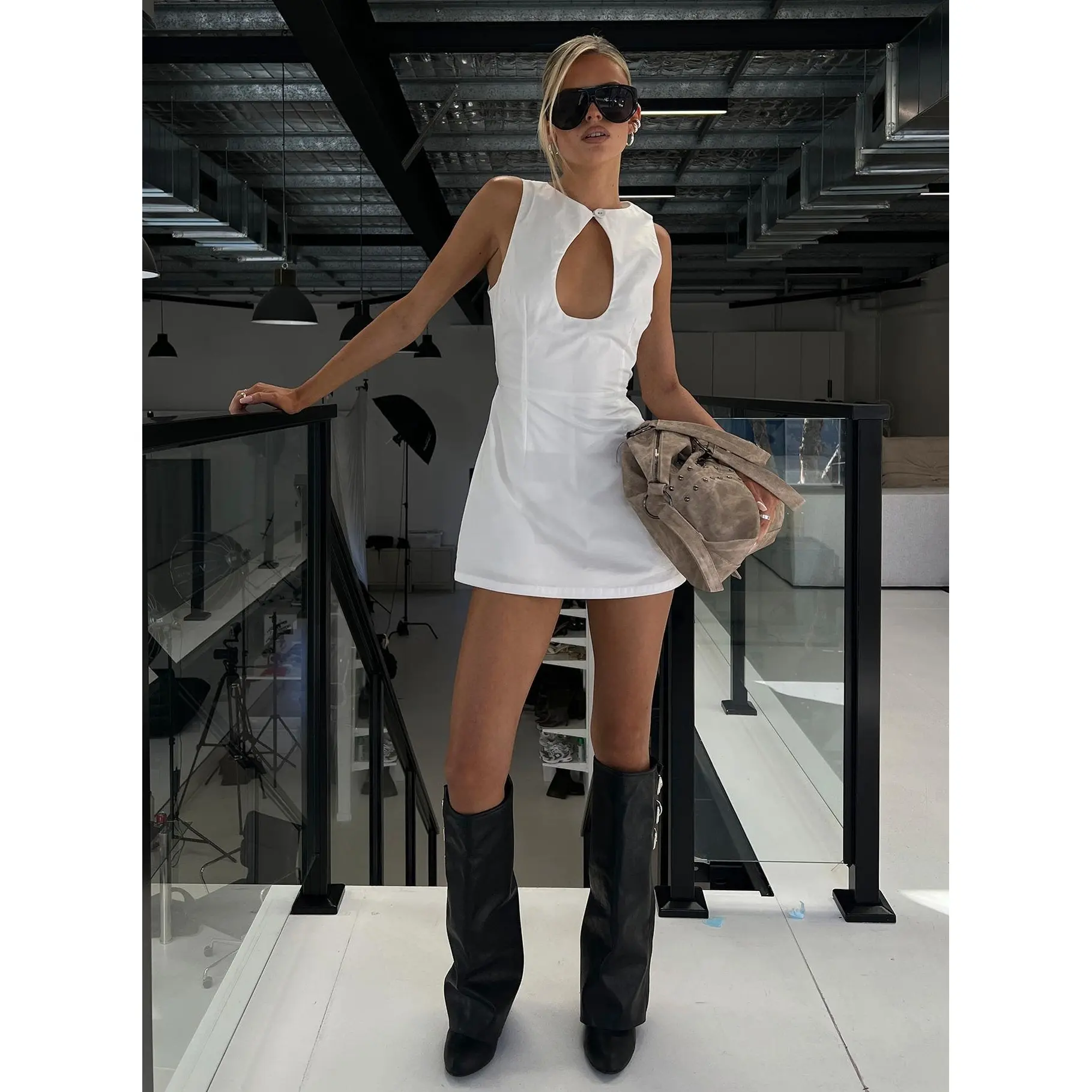 Etiquette Romper White