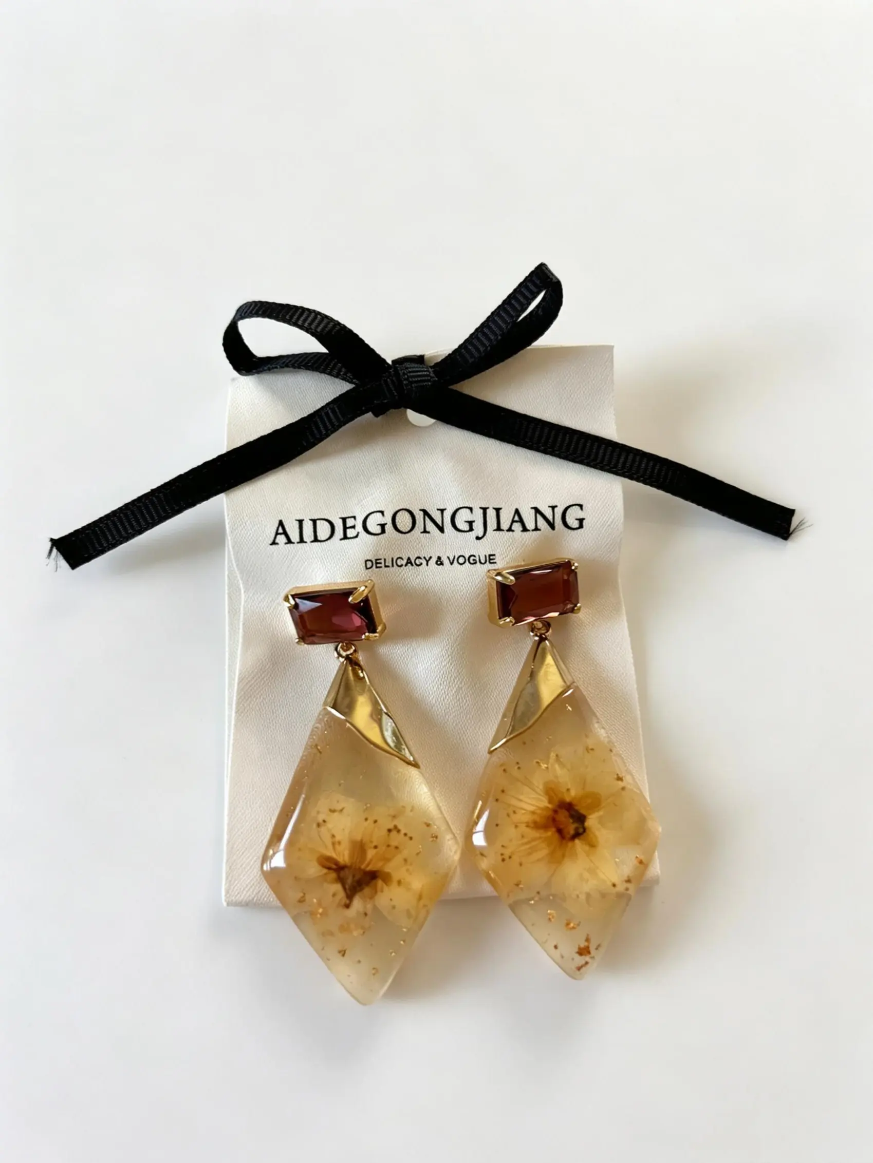Handmade Clear Resin Dry Floral Statement Earrings Burgundy Rhinestone Gold Geometric Botanical Drop Earrings