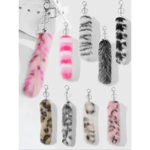 Super Giant Plush Fox Tail Bag Charm Keychain, Fashionable Halloween Handbag Accessory, Eye-Catching Style Statement for Bags & Clothing Decorations