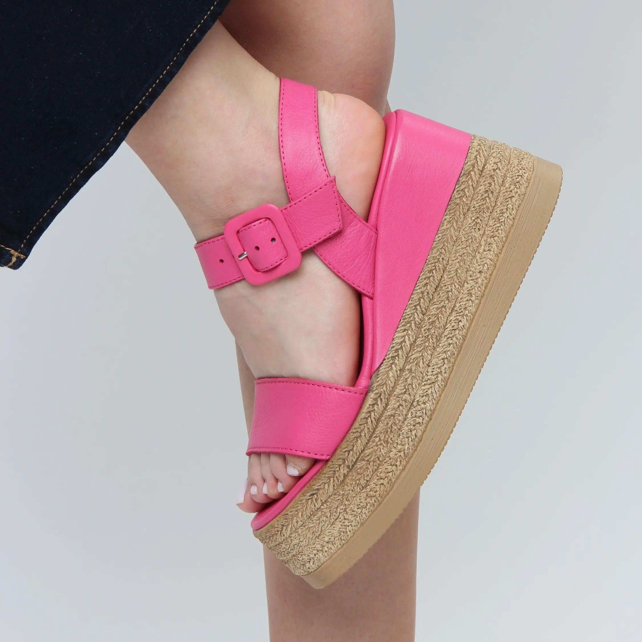 Venetia Fuchsia Open-Toe Women's Summer Platforms