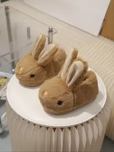 Cotton Slippers with Fur Lining, Lightweight Comfortable Indoor Home Shoes, House Slippers, Bedroom Slippers, One-Step Cartoon Rabbit Design for Fall & Winter