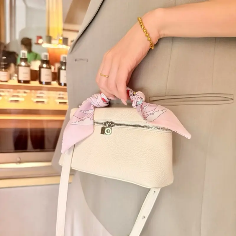 Women's Summer Genuine Leather Fashionable Handbag - Stylish Zip-Closure Crossbody Bag with Shoulder Strap, Functional Lunch & Luggage Accessory for Memorial Day Vibes