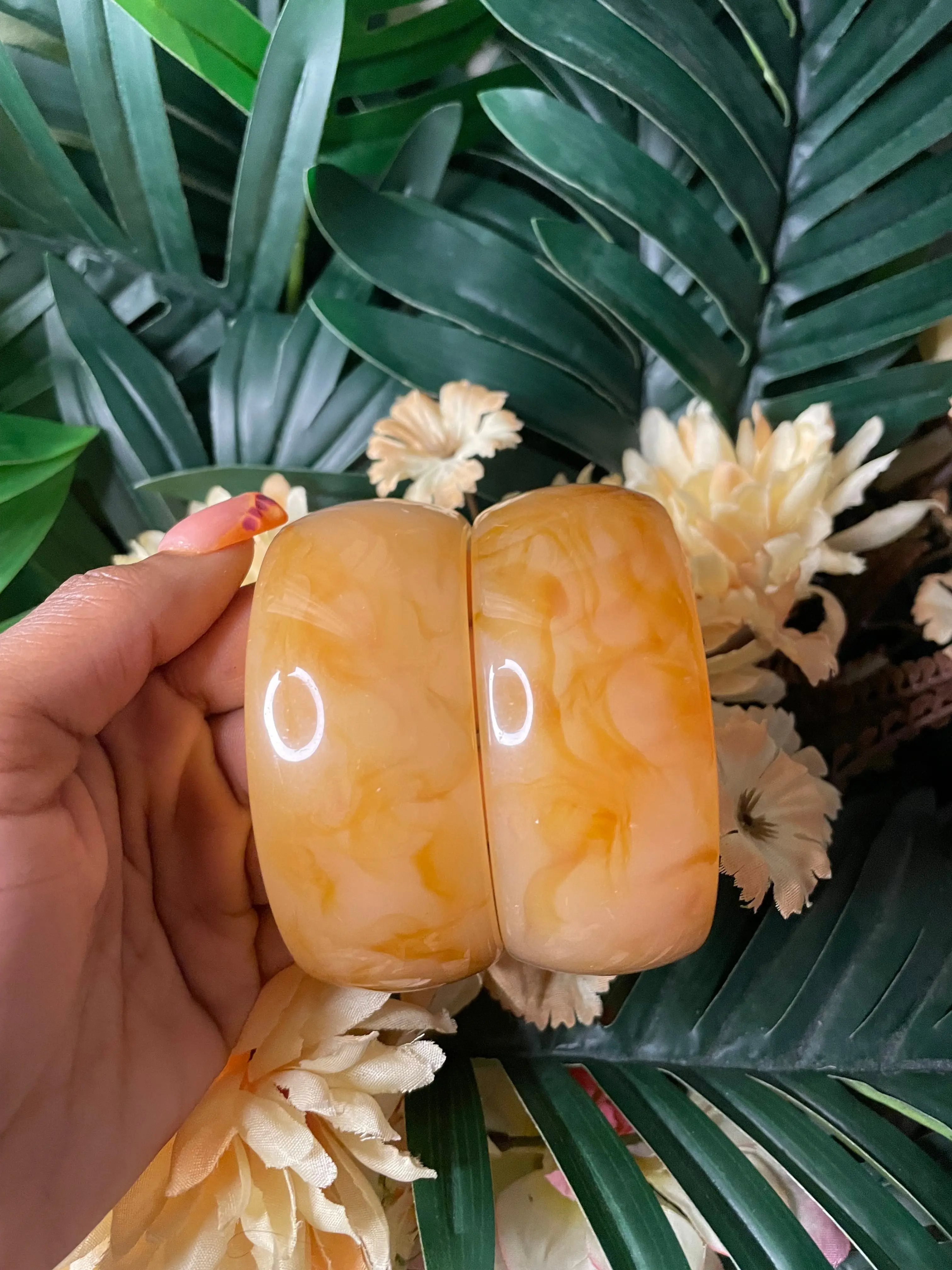 Fall bangle