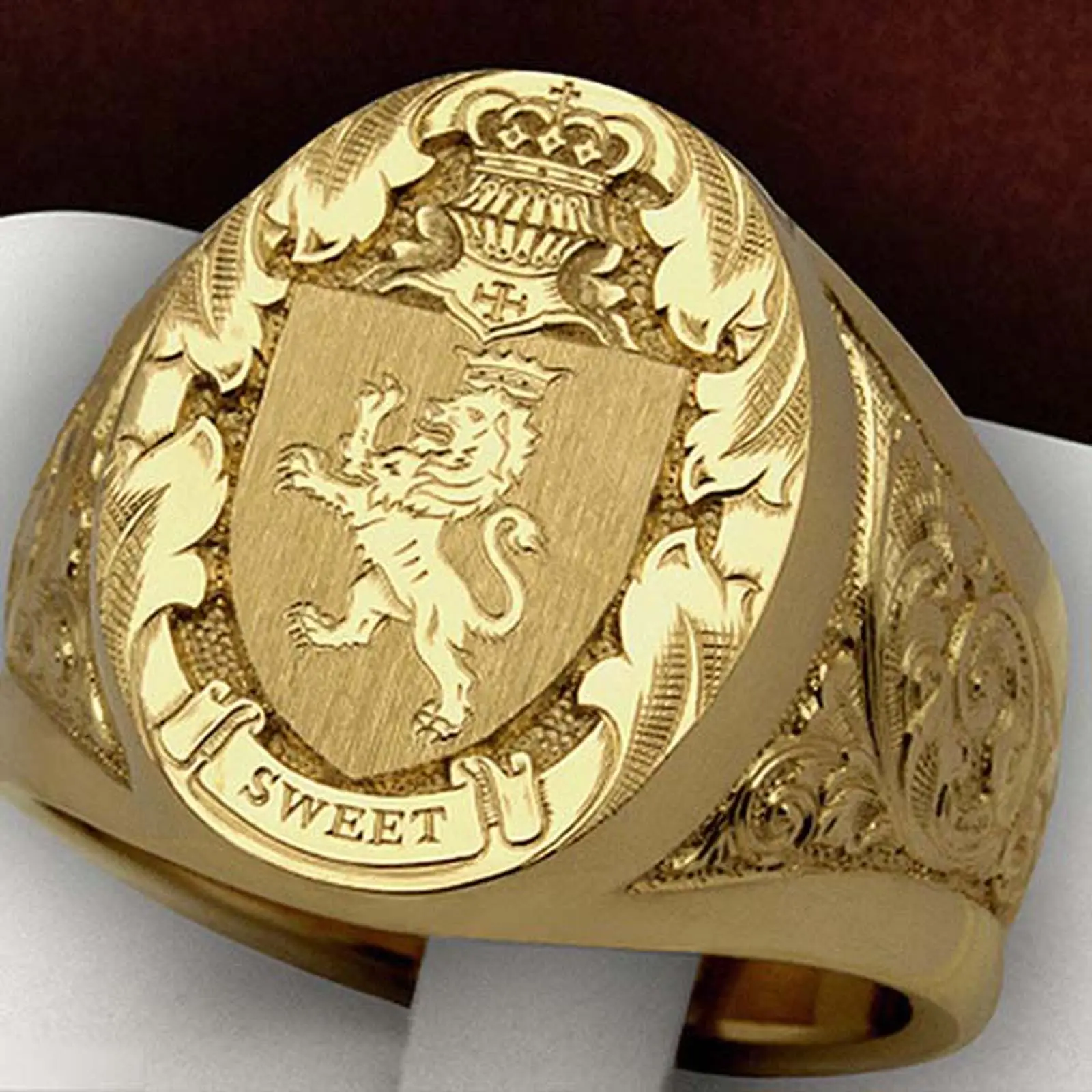 Engraved Crown Lion Ring for Men and Women, Y2K Style Couple Jewelry, Personalized Daily or Party Gift