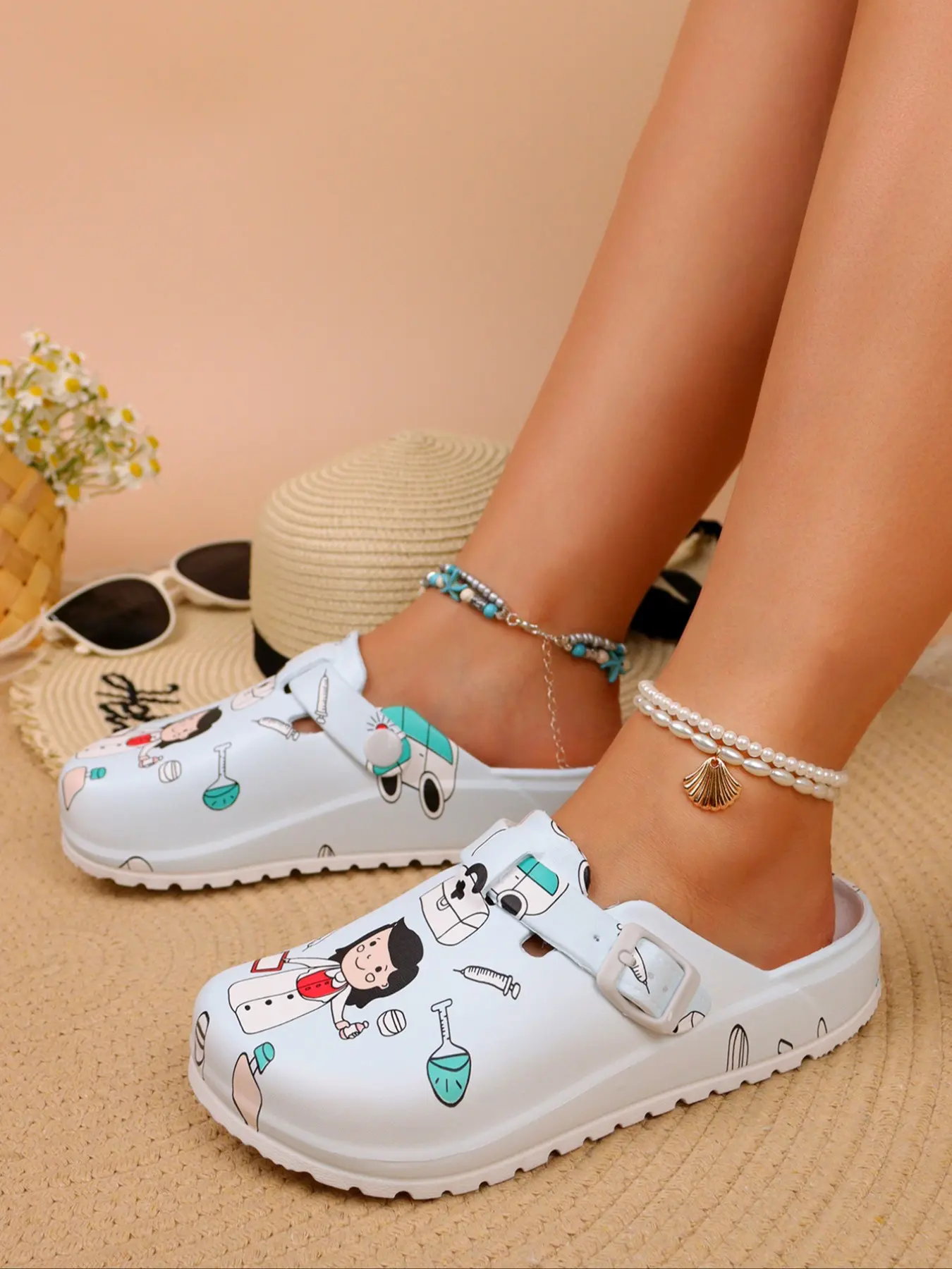 Women Cute Cartoon Nurse Print Slide Sandals, Round Toe Clogs, Quick-dry Casual Shoes, Comfortable Indoor Home Slippers for All Seasons, Lightweight Slipper, House Slippers, Soft Slippers, Trendy Casual Slippers, Quick Drying Slippers