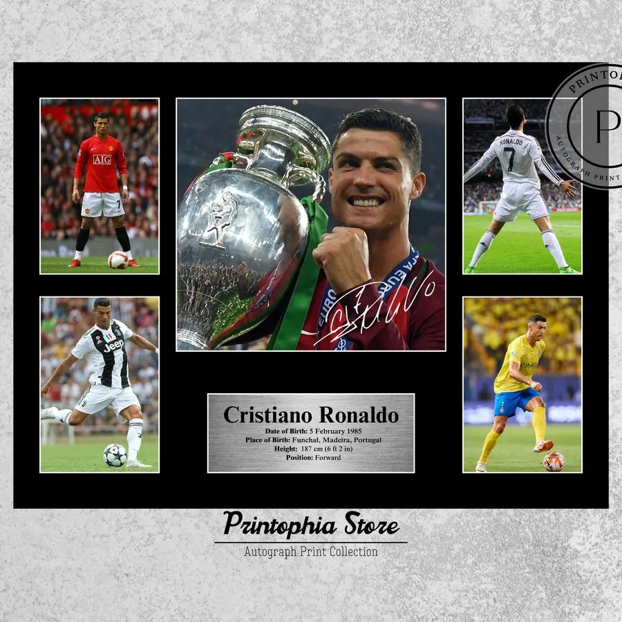 Ronaldo Signed Poster, Soccer Wall Art Gift, Room Decor, CR7 Football Autograph Poster for Football Fans