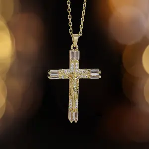 [Cubic Zirconia Cross Necklace] Elegant and Stylish Stainless Steel Cross Pendant Necklace | Synthetic cubic zirconia, openwork design, casual style, copper pendant, the perfect gift for friends and special occasions.