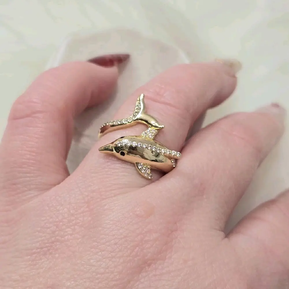 Anillo de Delfin . Gold Plated.