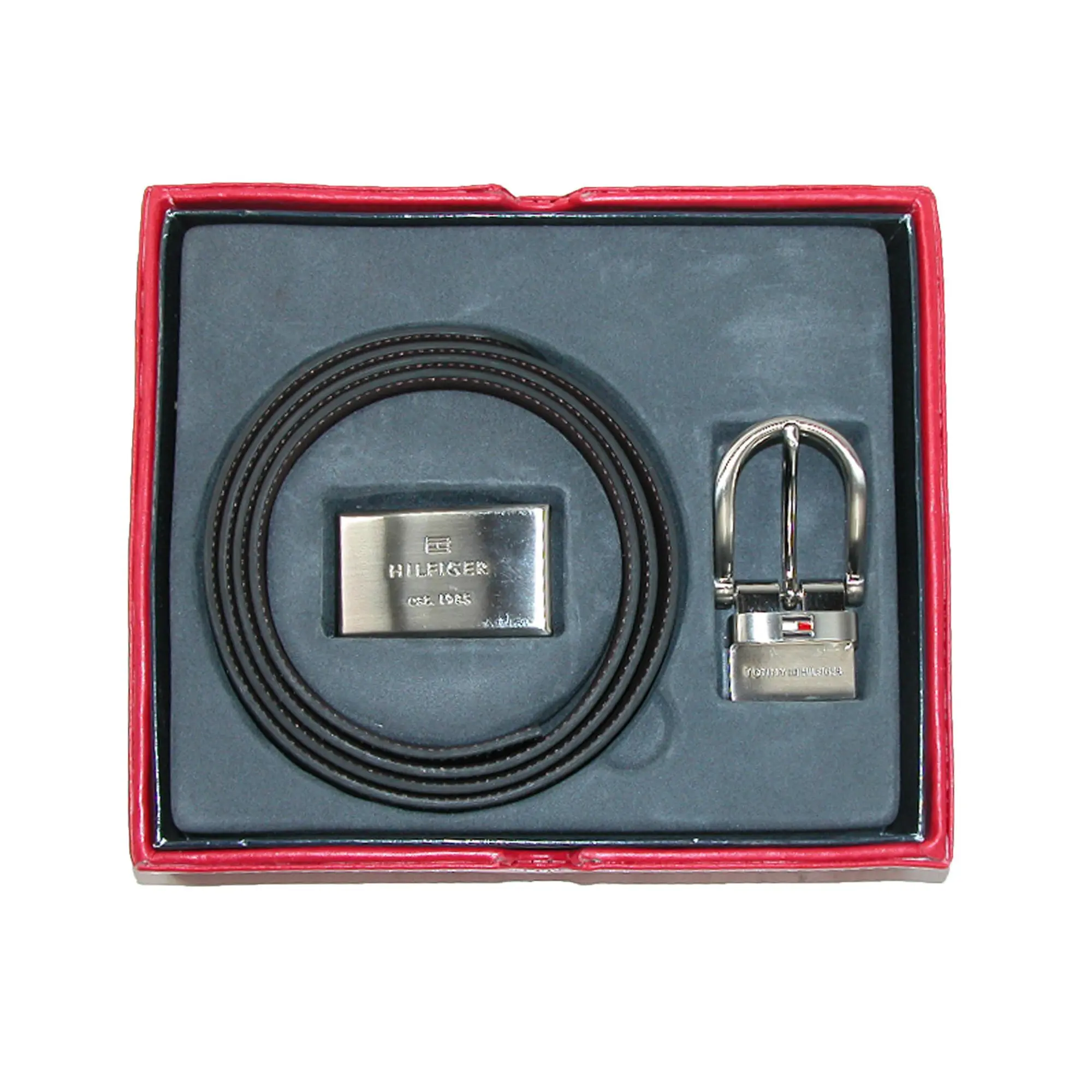 Tommy Hilfiger Men's Reversible Leather Belt Gift Set, Black to Brown 1-Inch Cut-to-Fit Strap with 2 Plaque & Harness Buckles, Perfect Gift Idea