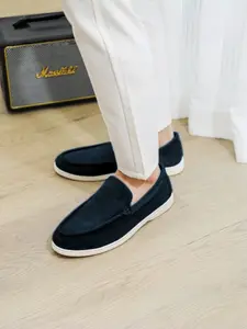1 Pair Men's Soft-Sole Suede Driving Shoes | Mature Casual Style | Non-Slip Wear-Resistant Sole + Breathable Suede Upper + Slip-On Design | Ideal for Business Occasions / Daily Commute / Casual Dates, No Blisters, Walking Shoes