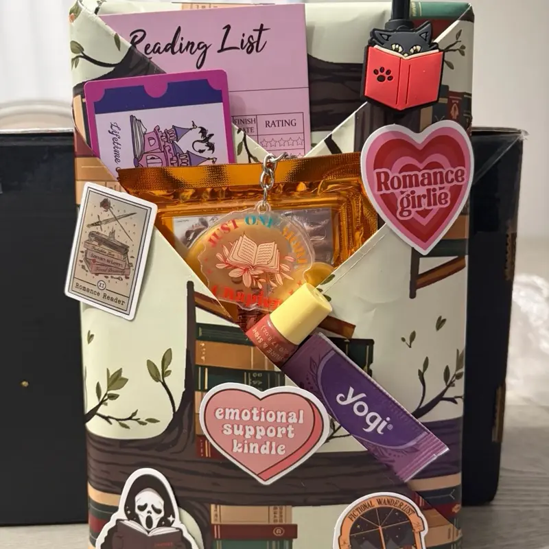 Blind date with a book kits