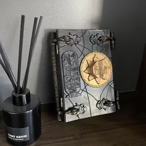 Halloween Mummy Death Book Resin Ornament, Portable Halloween Decoration, Unique Craft Gift Idea, Perfect for Horror Enthusiasts