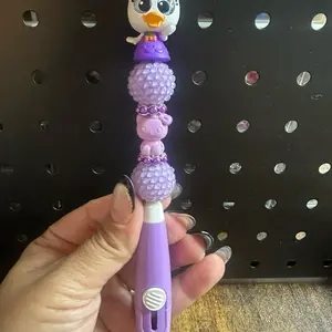 Beadablee Box Cutter with Adorable Duck Topper and Purple Grip for Easy Cutting