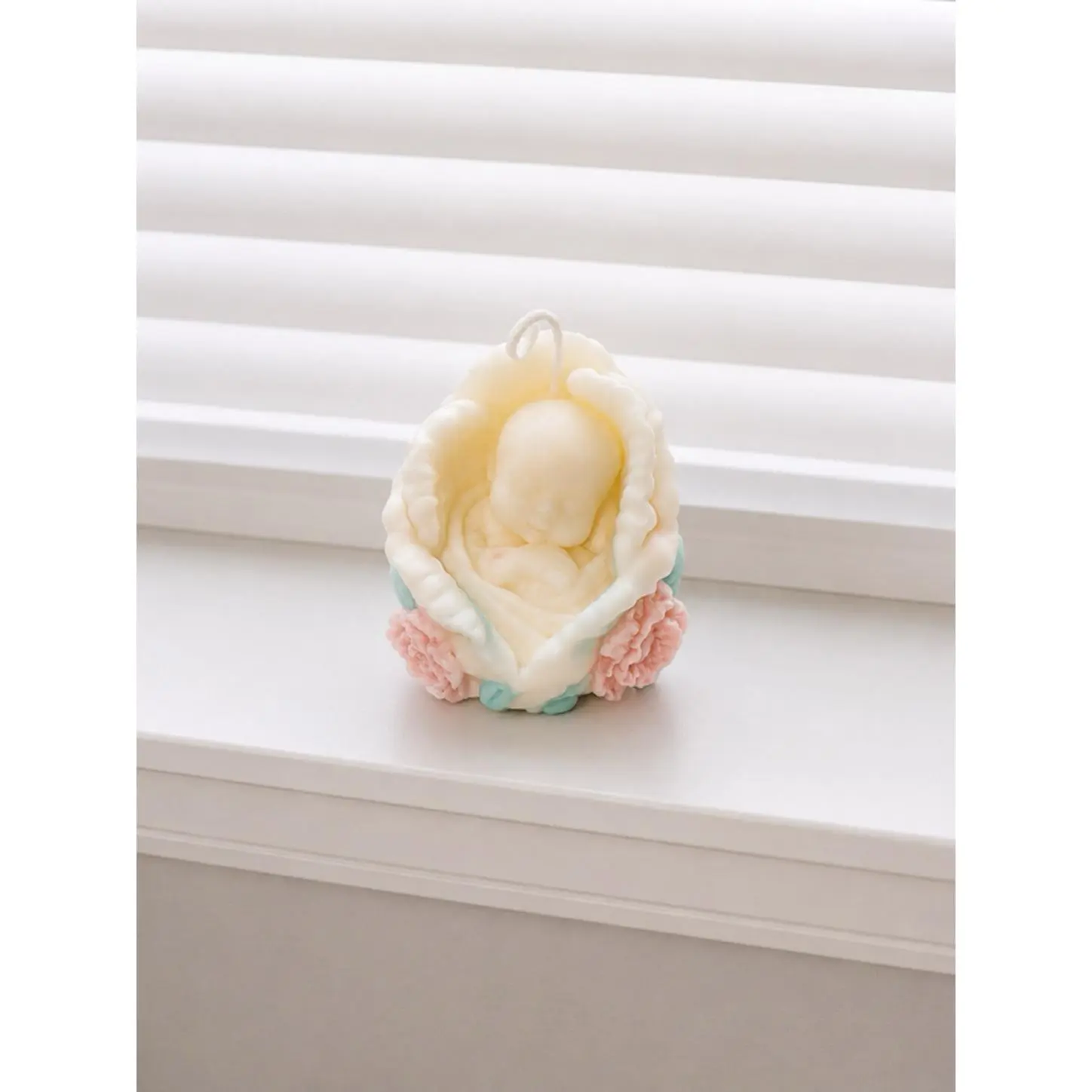 Floral Candle with Pink Roses and Green Leaves, Decorative Candle for Home Decor, Perfect for Special Occasions
