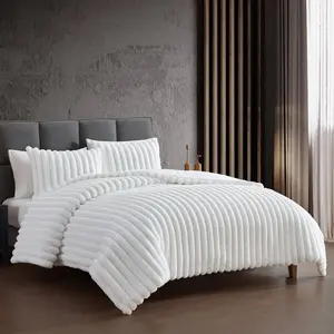 Hallmart Collectibles 3pc Comforter Set Hallmart Collectibles 3pc Comforter Set