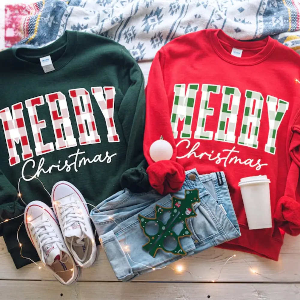 Merry Christmas Sweatshirt, Buffalo Plaid Holiday Sweater, Family Christmas Crewneck, Cute Winter Pullover for Women, Cozy Xmas Gift Idea