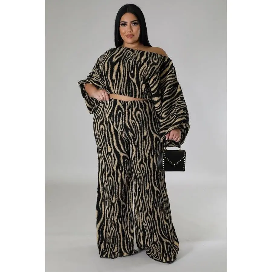The Endless Time Plus Size Pants Set - All-Over Pants in Black & Brown, Comfortable Design for Women - Womenswear