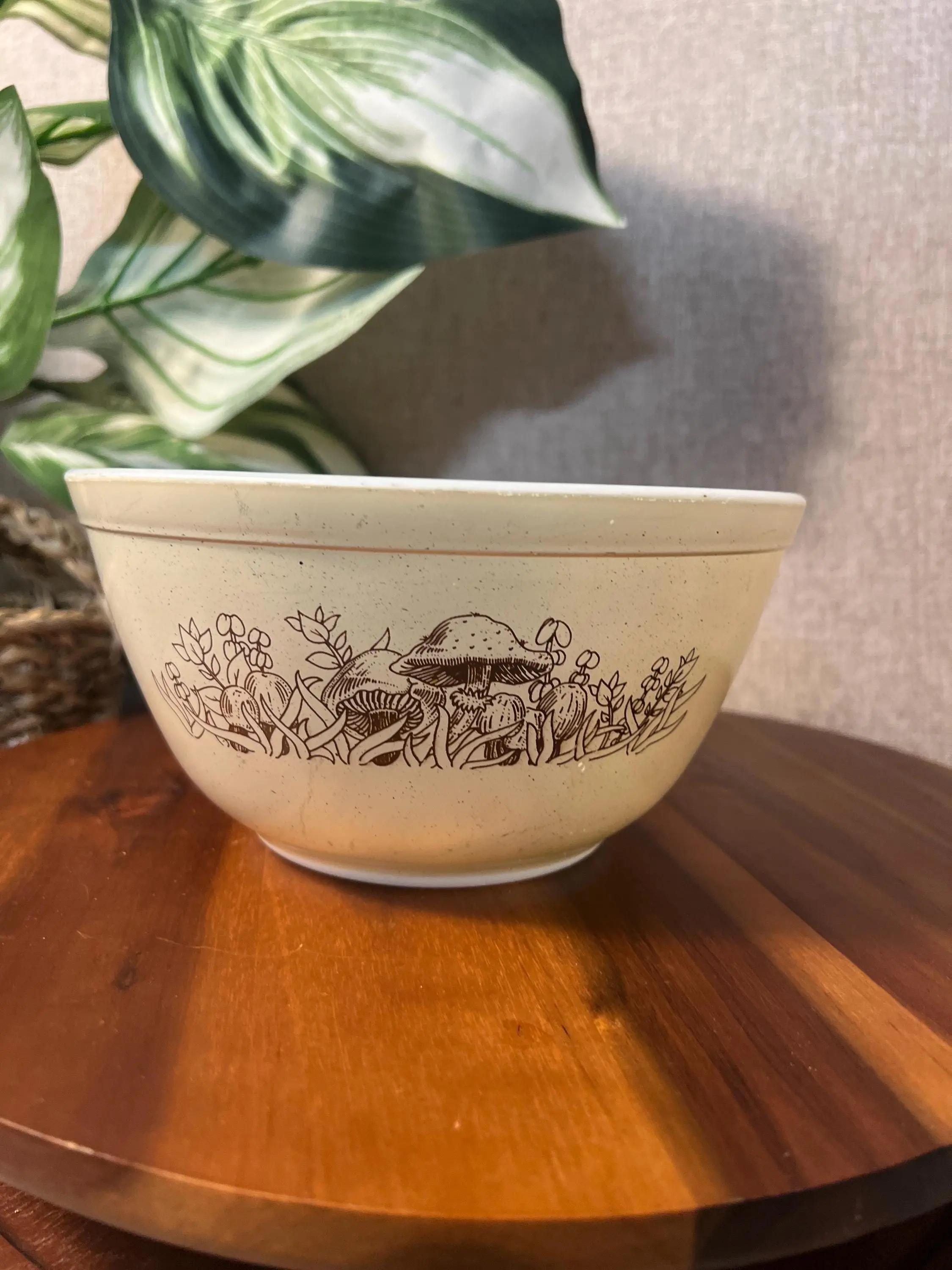 VTG Pyrex Foraging Fancies Mushroom Nesting Mixing Bowl, 402 Model, 1.5qt Kitchen Tableware