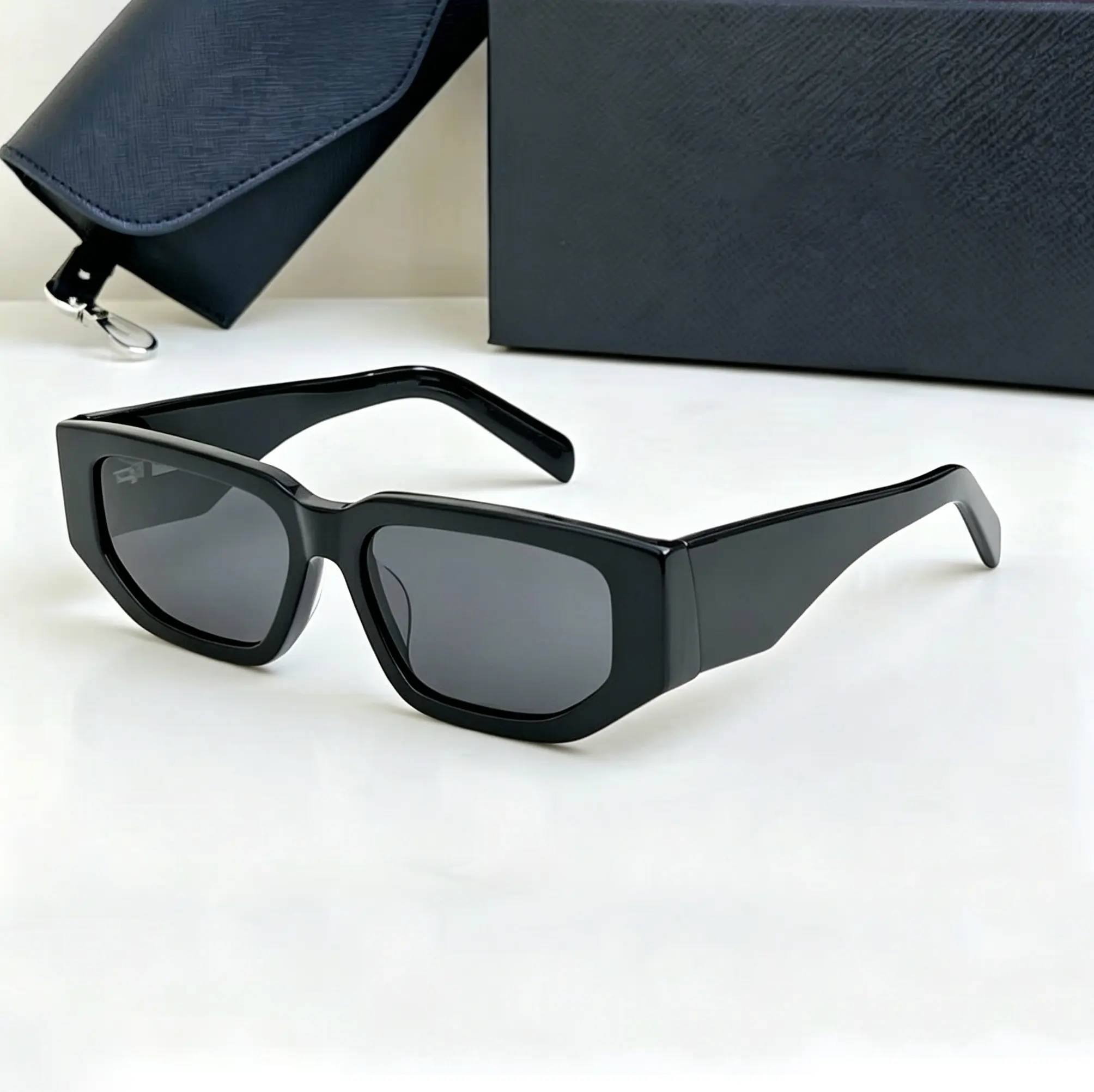 【Engraved Letters】Retro Square Sunglasses for Women Men Trendy Super Cool Square Sun Glasses UV Protection Glasses