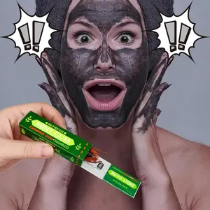 Party Prank Gag  — Realistic Cockroach Shaped Chewing Gum  Prank Gum Funny Realistic Roaches Shock Gum Practical Joke with Package Shocking Prank Toys for Halloween Fool's Day Party Favors, Cockroaches