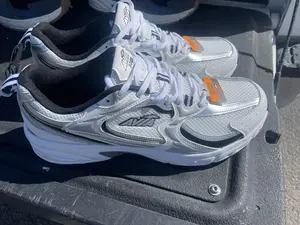 * Avia 5000 M Sz 9.5,11,12,13