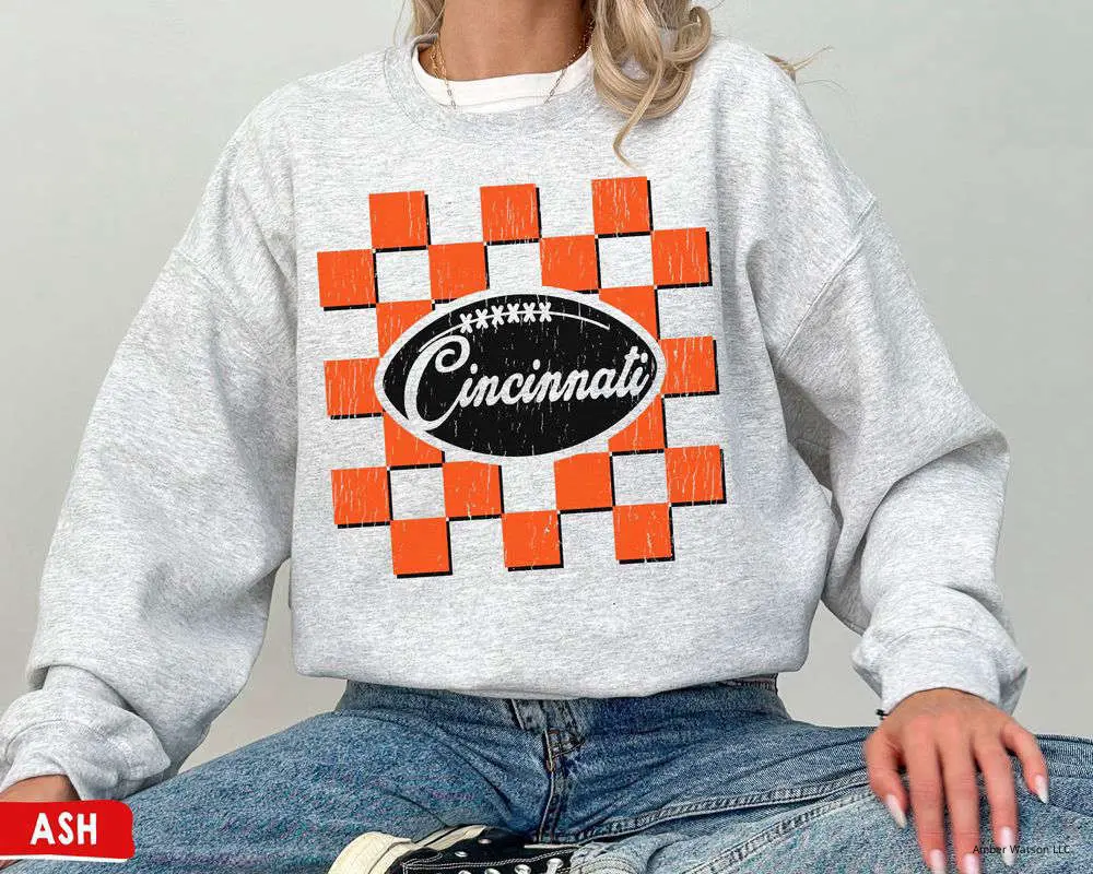 Retro Cincinnati Football Crewneck Sweatshirt / T-Shirt, Vintage Style Bengal Sweatshirt, Cincinnati Game Day, Sunday Football, Bengal Gifts