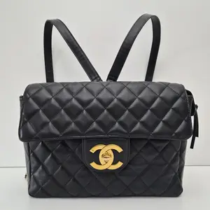 Pre-owned CHANEL Lambskin Backpacks Vintage Classic Double Flap Bag Quilted Medium Black
