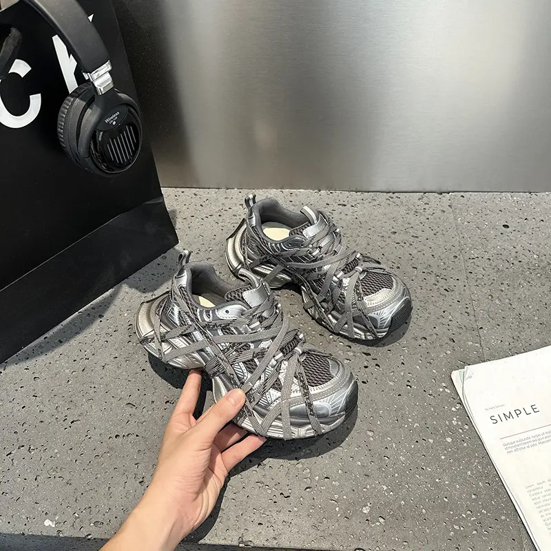 The color of the gun