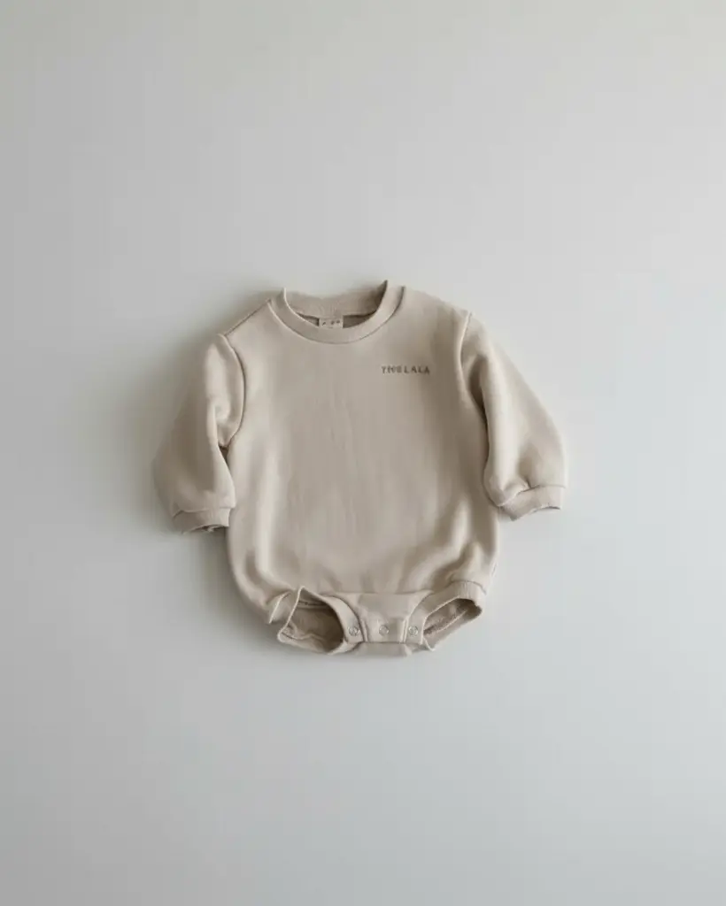 The Lala toddler sweater onesie beige