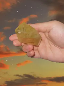 Free Form Citrine Crystal - Ethically Sourced & Heat Treated for Natural Beauty 4-7 cm Size for Meditation & Energy Work