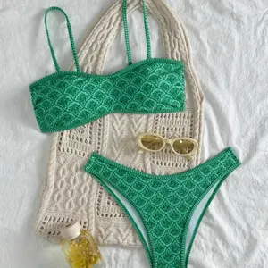 Women's pink printed two-piece swimsuit with flat chest bikini, removable shoulder straps suitable for island vacation photo shoot