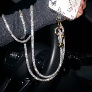 1 piece luxury rhinestone phone lanyard, long crossbody phone chain, can be worn as a shoulder bag charm, Cell Phone Charm, phone strap